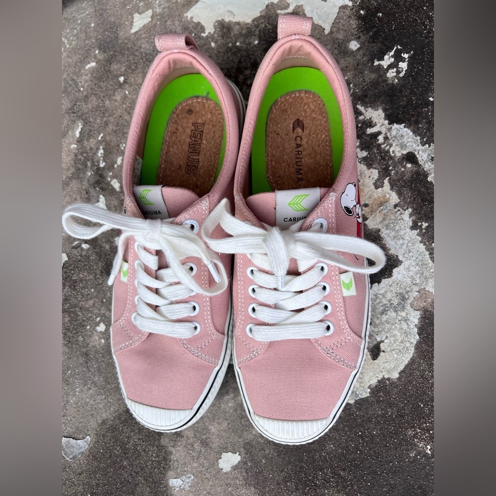 Cariuma OCA Sneakers Peanuts Snoopy Skateboard Pink Canvas Shoes Womens 9.5 - Picture 3 of 12